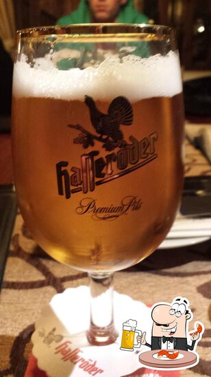 Taverna Pegasos Hannover bietet  eine  Mehrzahl Biere.