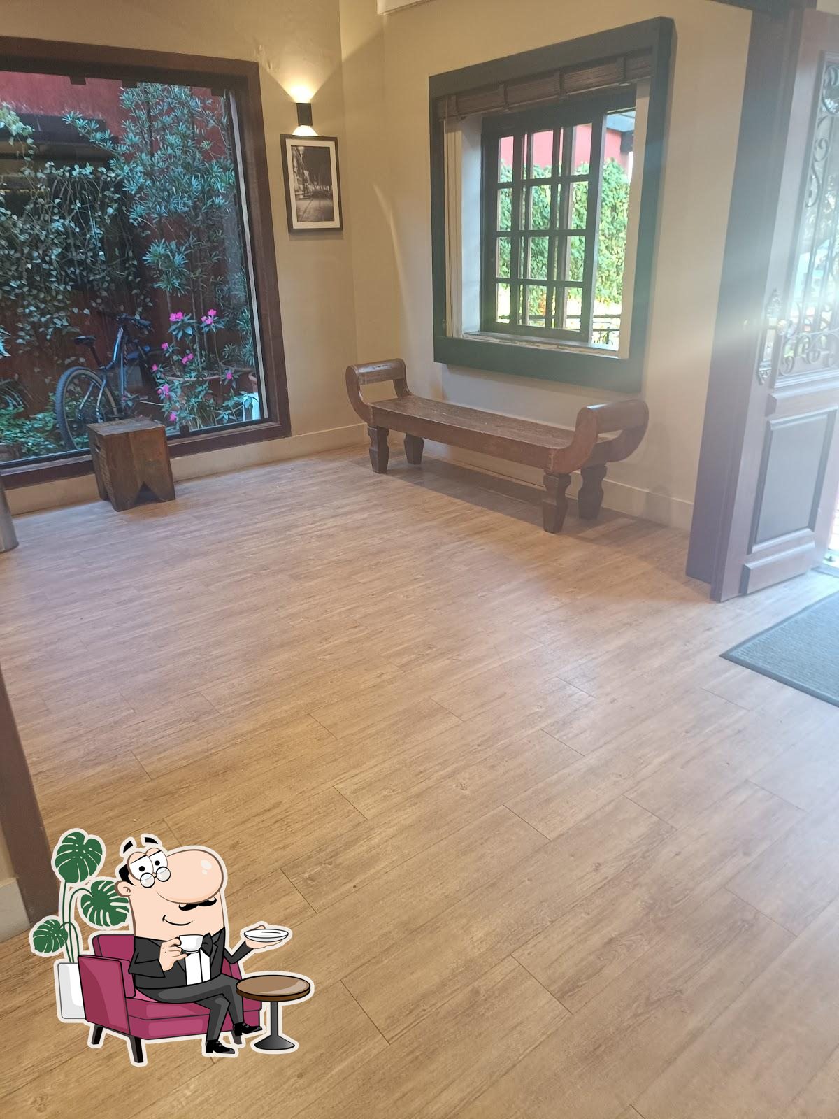 O interior do Velho Madalosso..