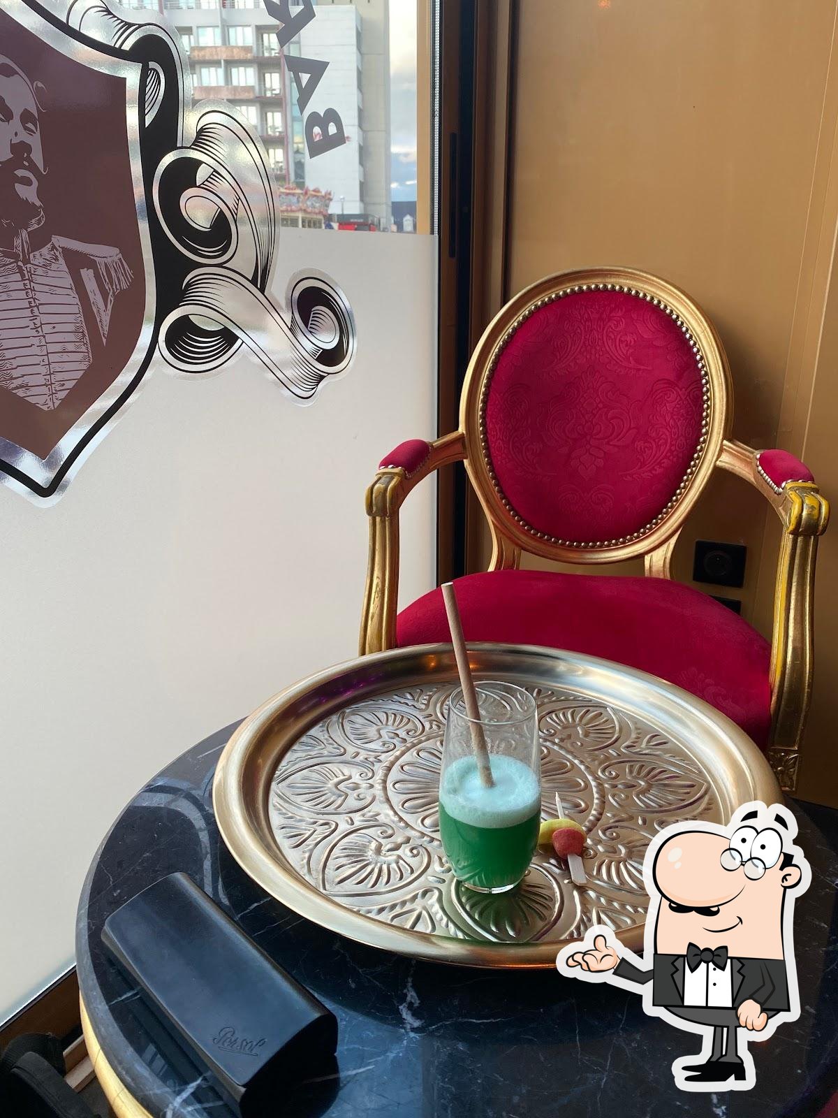 Découvrez l'intérieur de Brasserie - Burger Monsieur Le Baron.