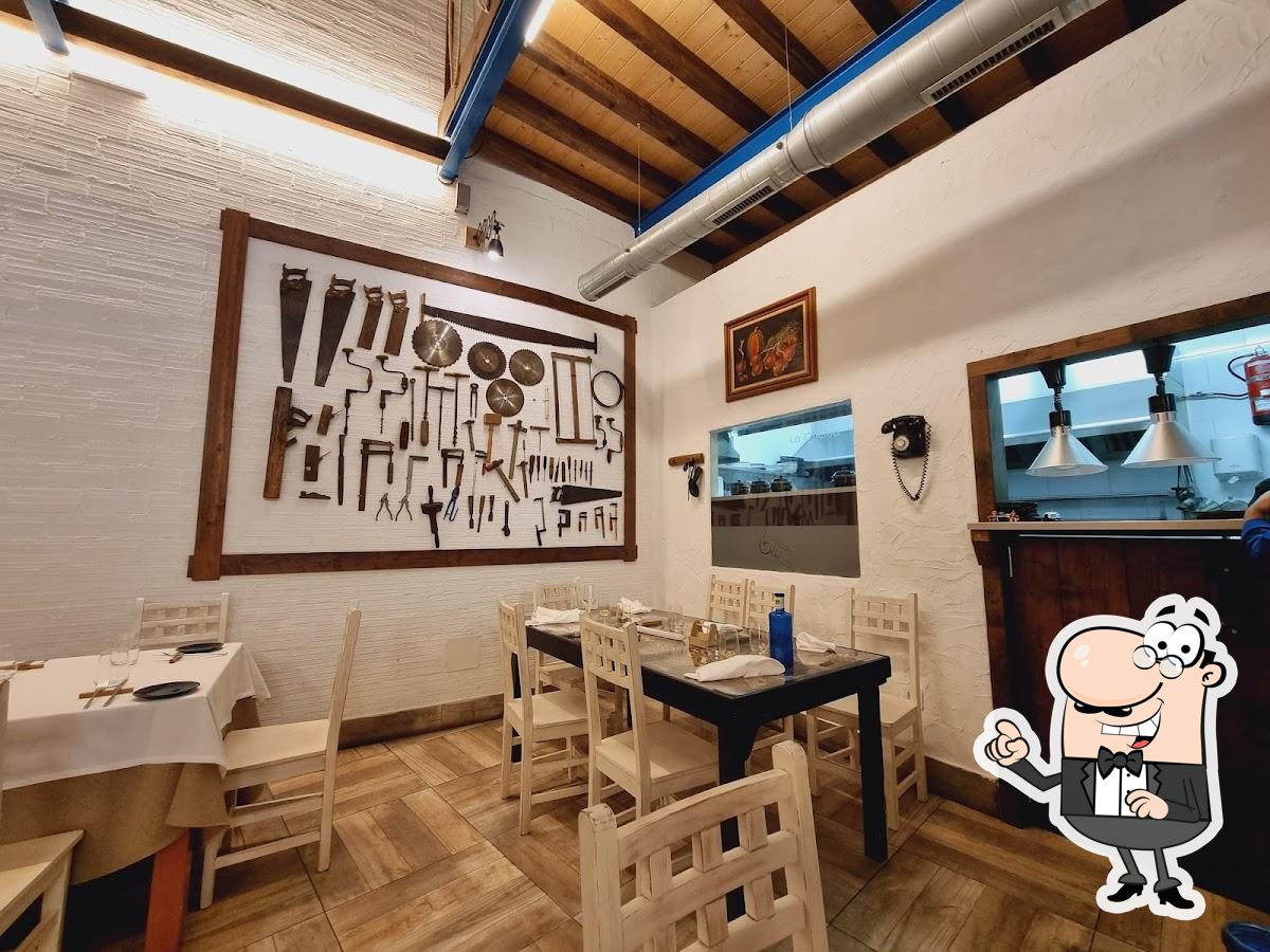 Mira cómo es La Carpinteria gastrobar restaurante por dentro.