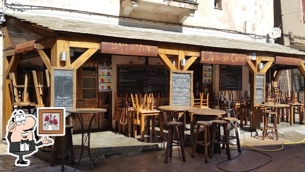 Découvrez l'intérieur de L'AUBERGE CORSE.