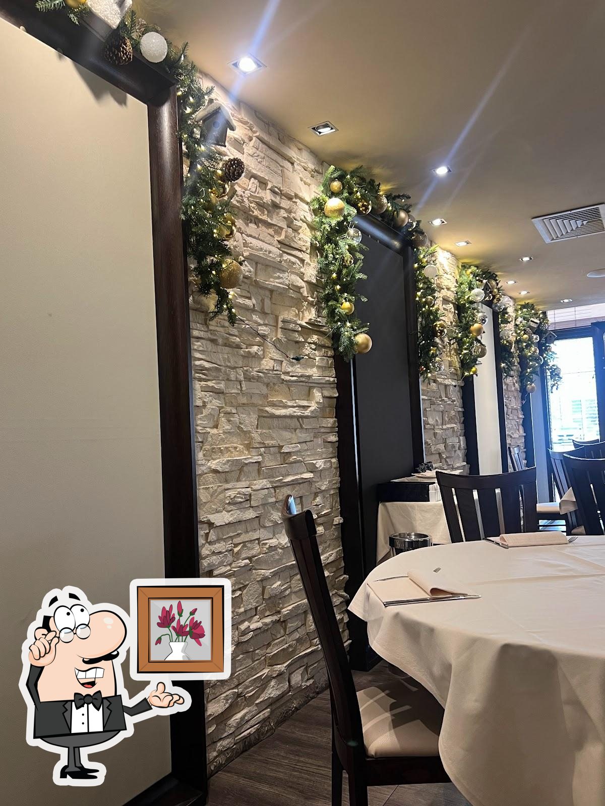 Siediti a un tavolo di Ristorante Zafferano.