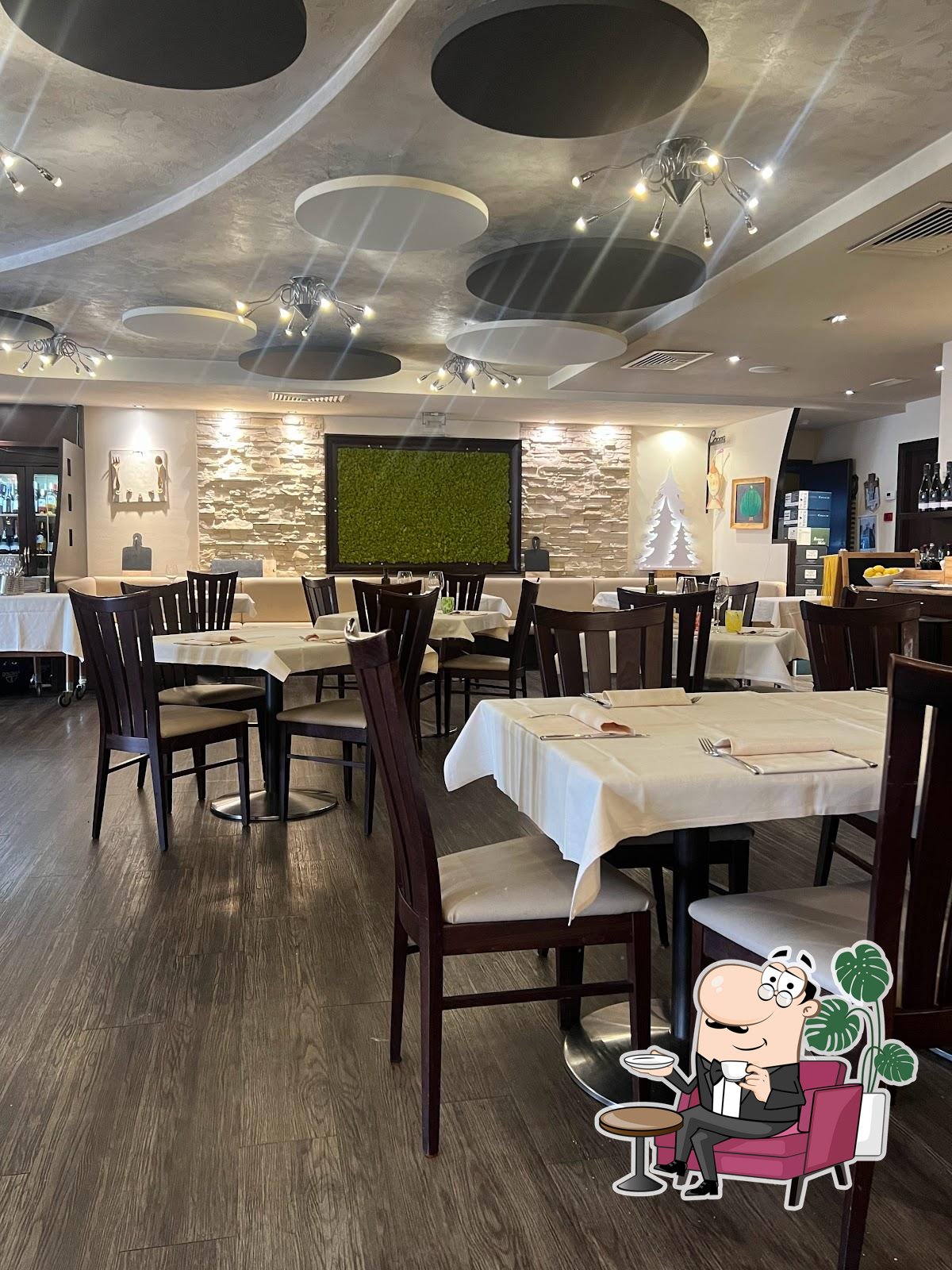 Gli interni di Ristorante Zafferano.