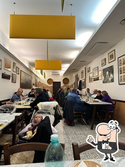 Gli interni di Trattoria Lillicu.