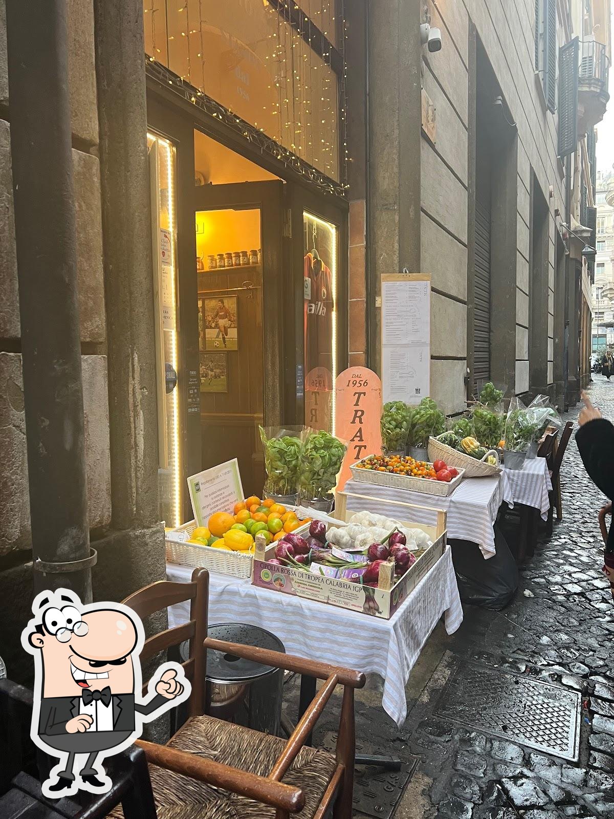 Dai un'occhiata agli interni di Trattoria Della Stampa.