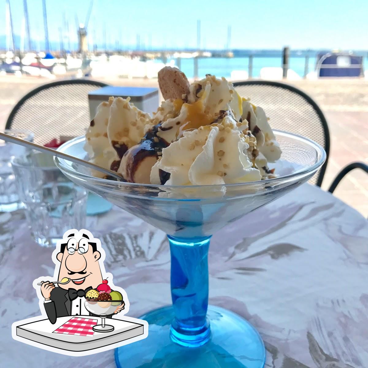 Ordina anche i dessert.