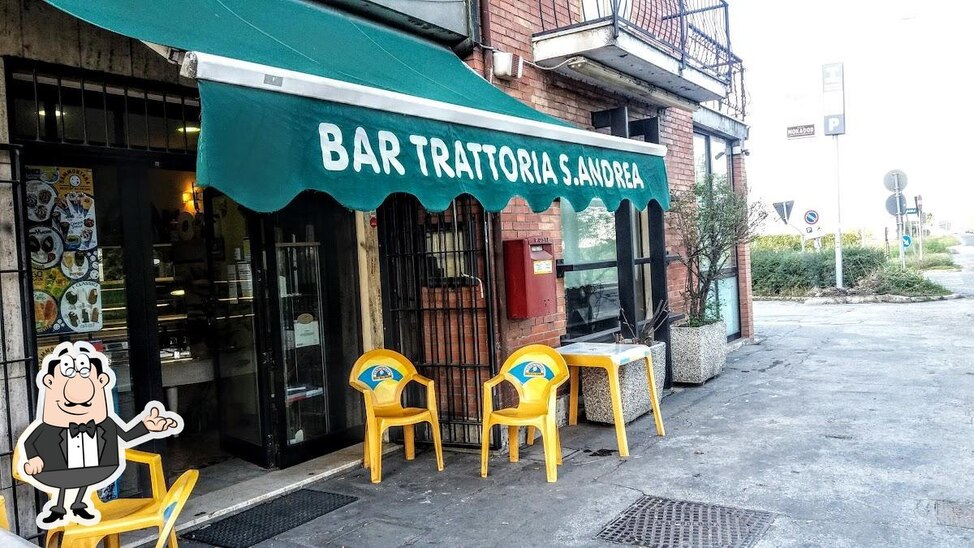 Gli interni di Trattoria Sant'Andrea.