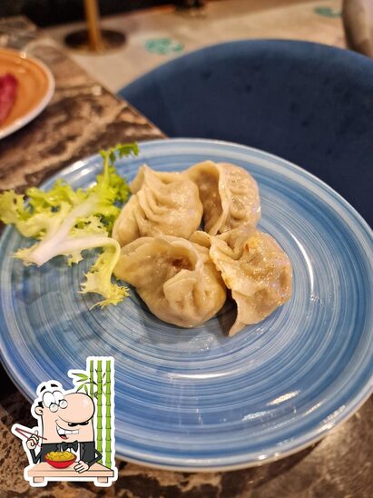 Platti al Soho Dumpling Club.