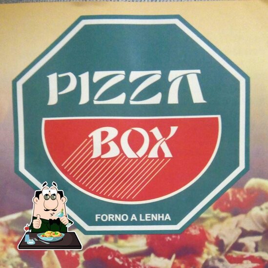 Platos en Pizzaria Box