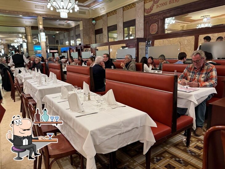 L'intérieur de Brasserie Georges.