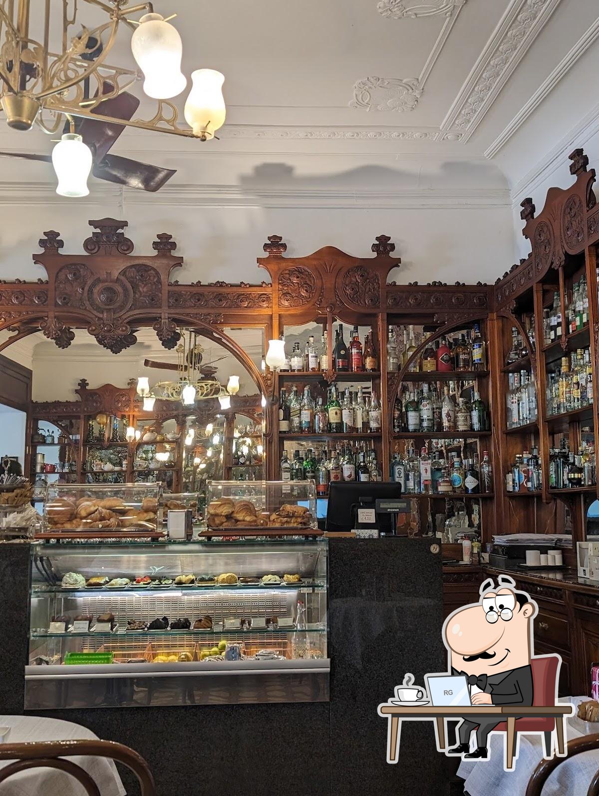 The interior of Bar Pasticceria Rossi.