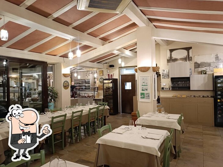 Dai un'occhiata agli interni di I Tri Siochett - Ristorante Trattoria.