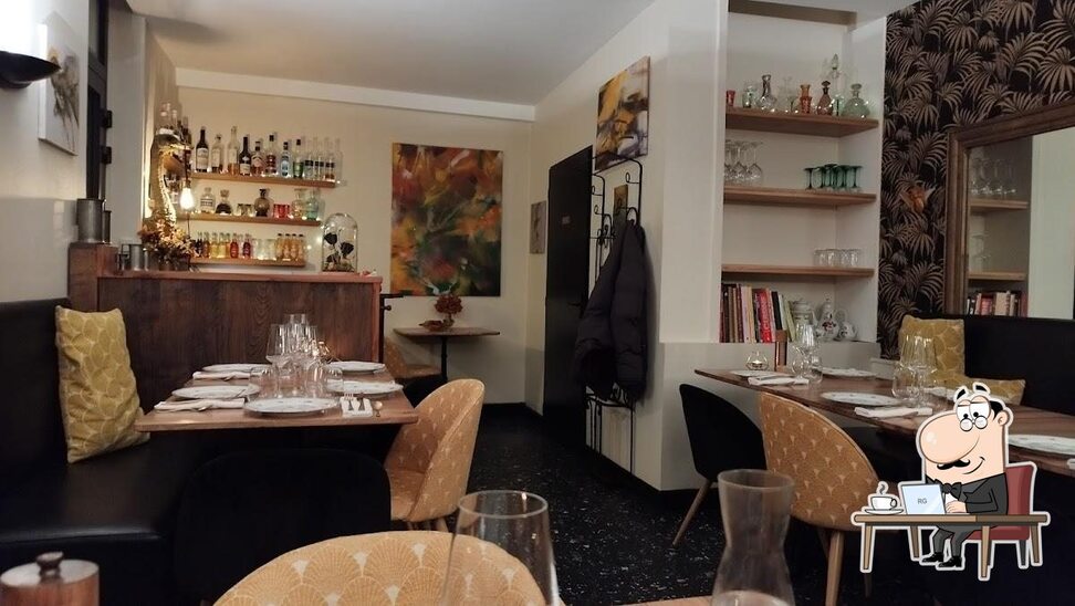 Installez-vous à l'une des tables de Restaurant Le Chicoula Bordeaux.