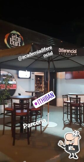 O interior do Ithiban Sushi.