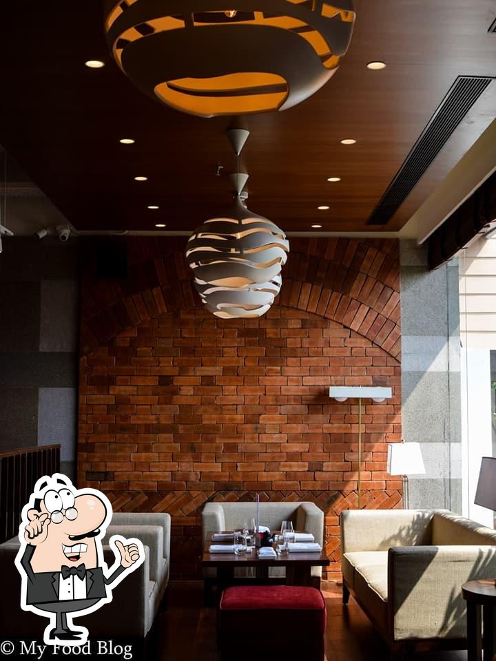 Check out how PaPaYa Modern Asian Bistro looks inside.