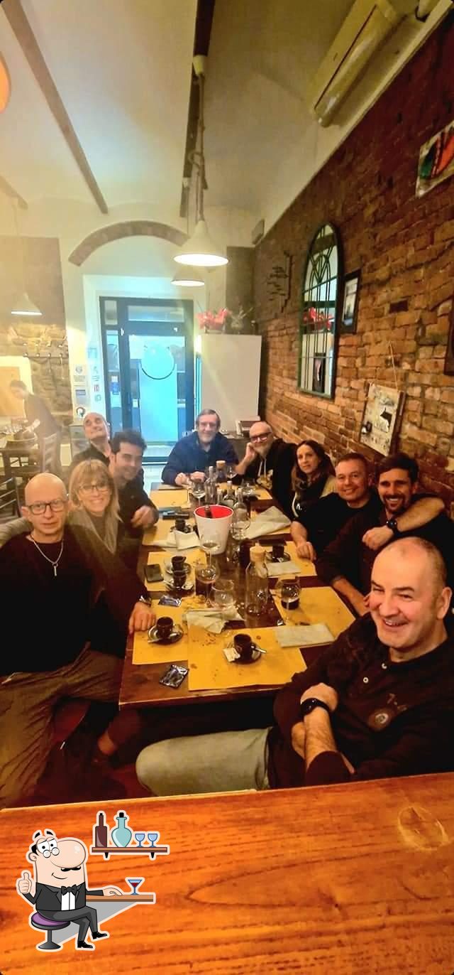 Gli interni di 57025 Bistrot. Gli interni di 57025 Bistrot.