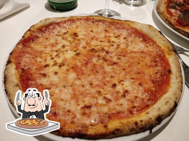 A La Lanterna, puoi  goderti una bella pizza.