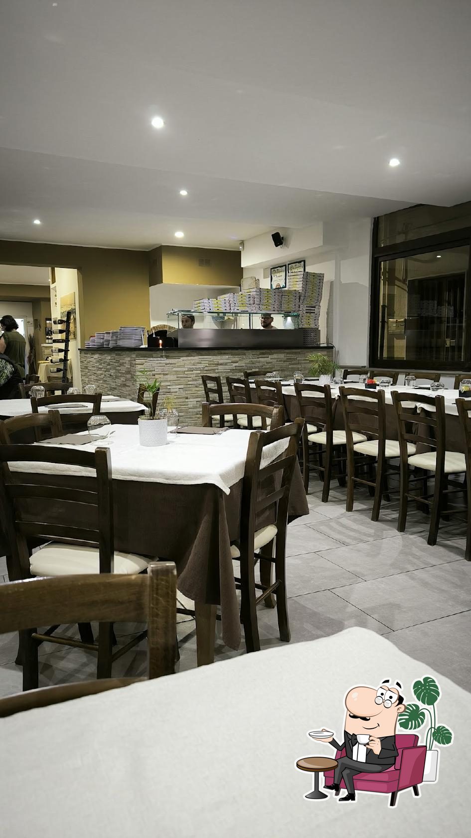 Gli interni di Antico Borgo Ristorante Pizzeria Di Emanuele Leo.