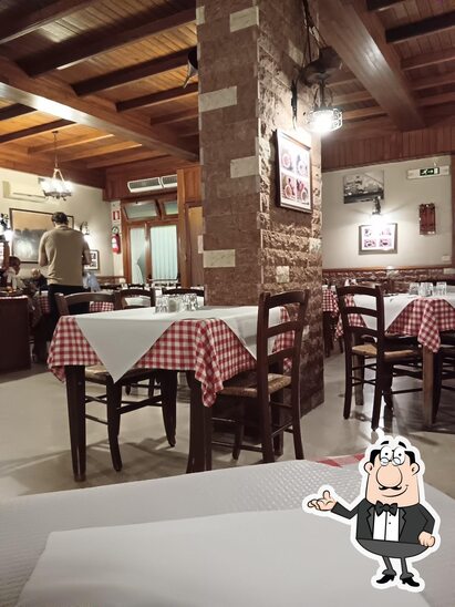 Gli interni di Trattoria Don Ciccio Sas.