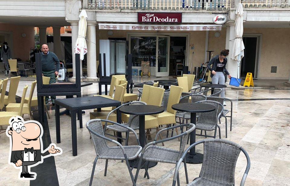 Gli interni di Bar e Sala Biliardo Deodara.