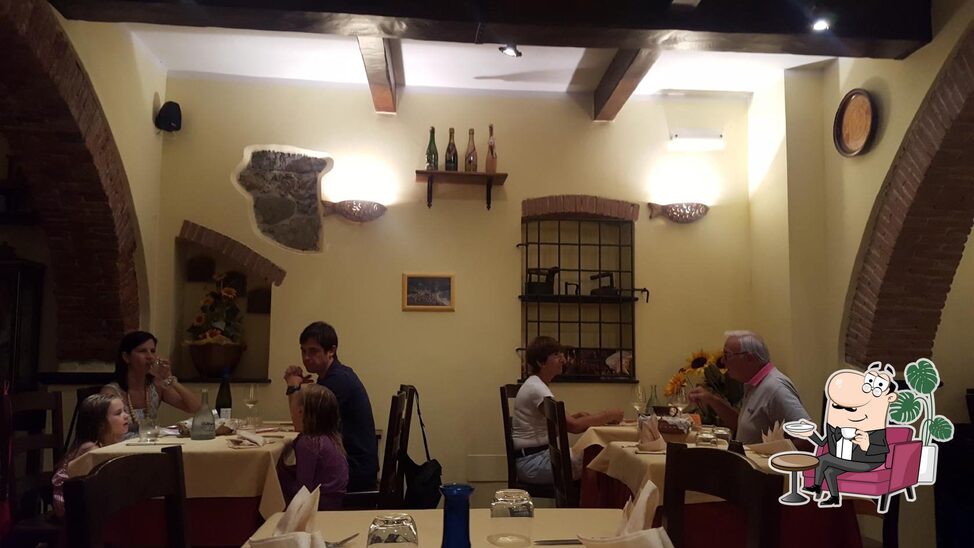 Gli interni di Ristorante Antico Borgo.