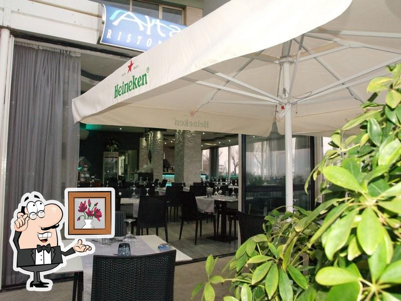 Gli interni di Ristorante Alta Marea.