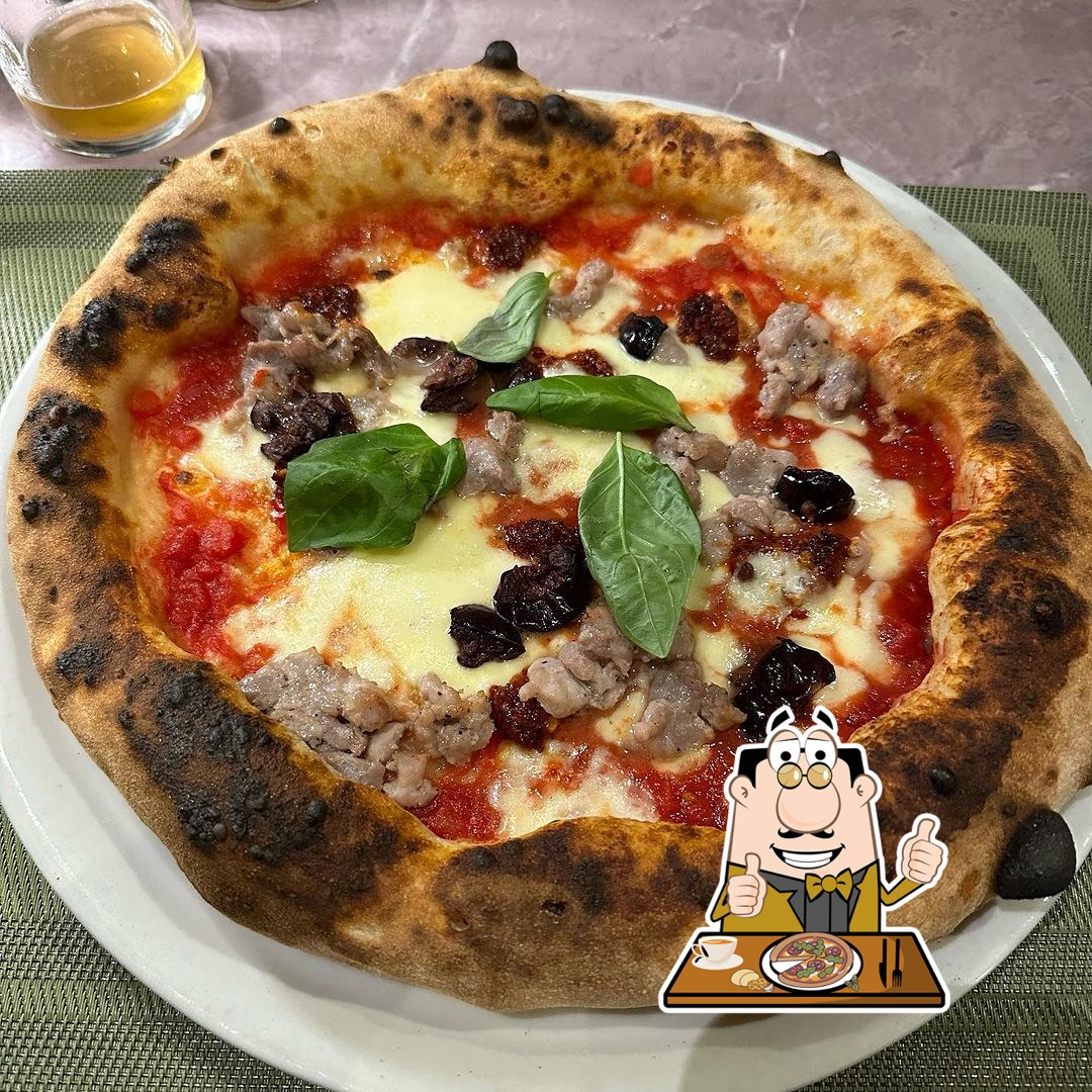 Prova una pizza a Napul'è Pizzeria.