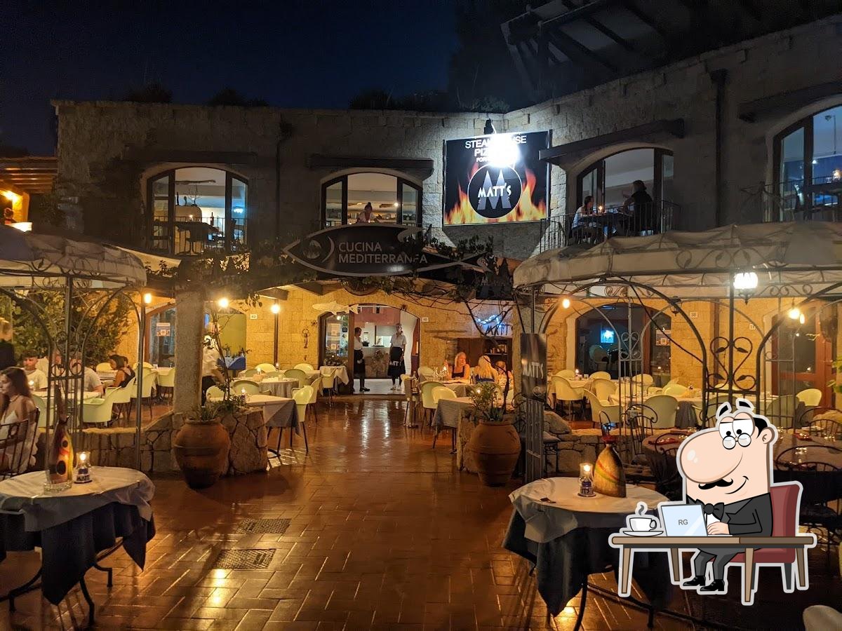 Dai un'occhiata agli interni di MATT'S Ristorante.