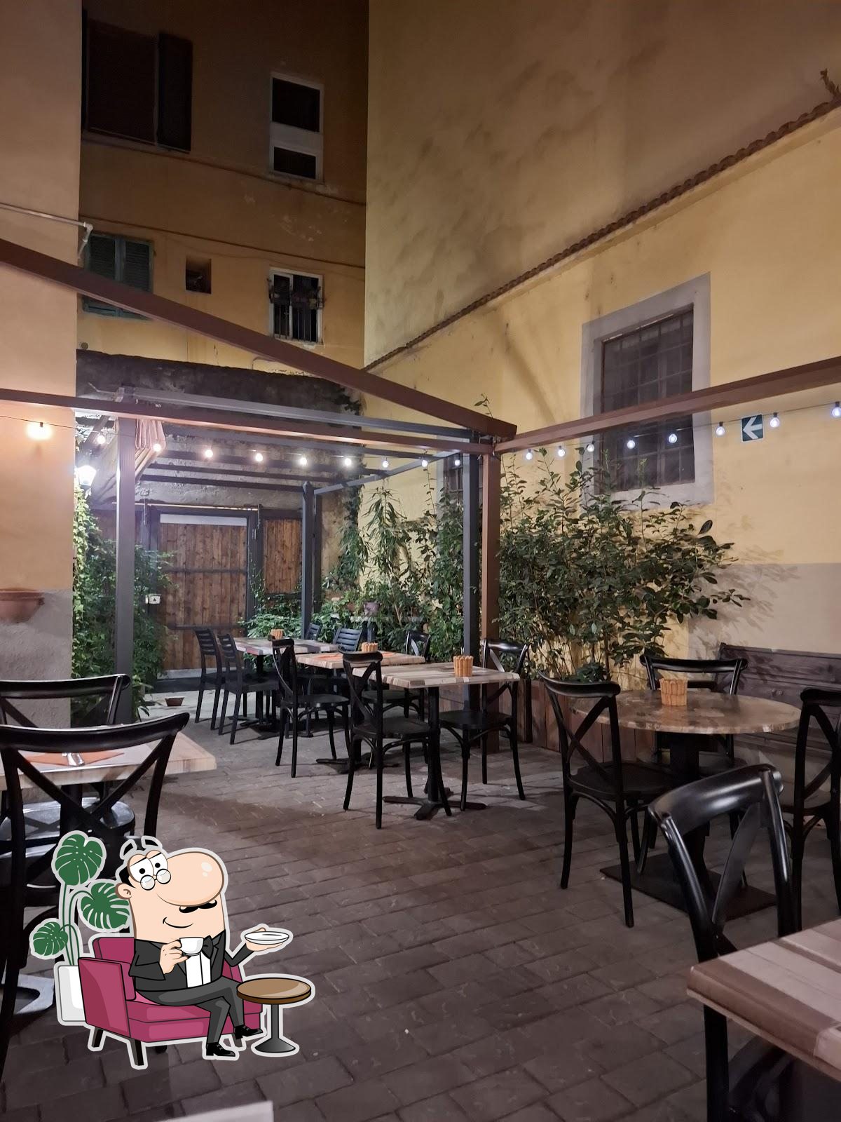 Gli interni di Offish.