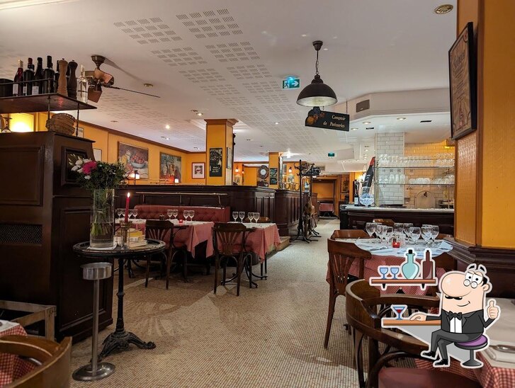 Découvrez l'intérieur de Pascaline Restaurant.