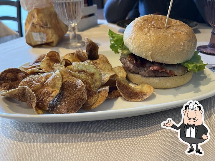 Dai un'occhiata agli interni di OSTERIA TRATTORIA ESTENDERA.