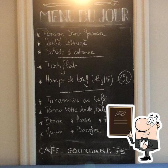 Le menu du tableau liste les options disponibles).