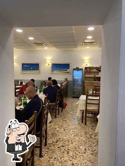 Dai un'occhiata agli interni di Ristorante Albaruja Roma.