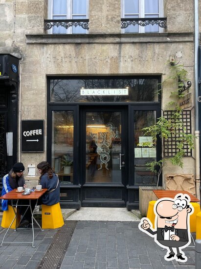 L'intérieur de Black List Café.