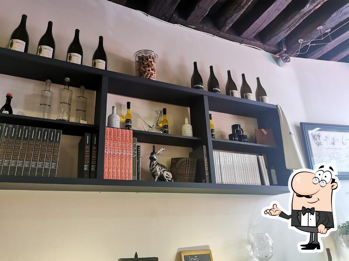 Découvrez l'intérieur de LA RÉGALADE.