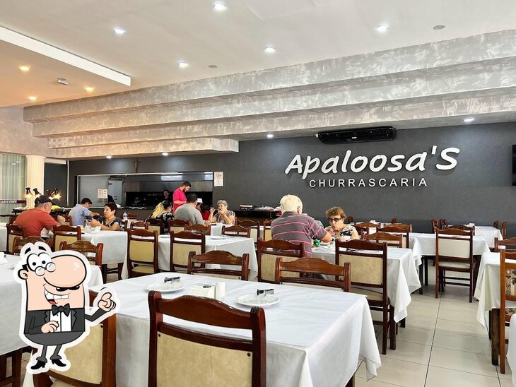 O interior do Apaloosa´s Churrascaria.