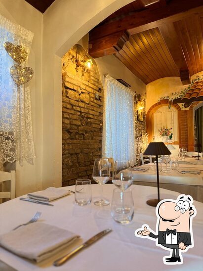 Dai un'occhiata agli interni di Ristorante "Piccolo Bar".