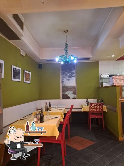 Dai un'occhiata agli interni di Ristorante Pizzeria Al Carmine.