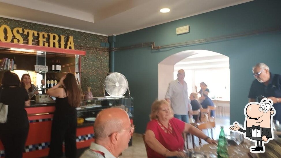 Gli interni di Osteria Falisca.