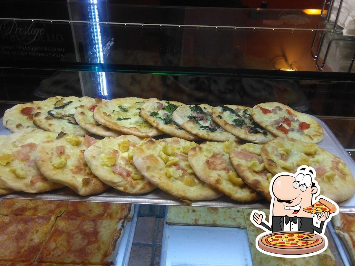 A MARUZZELLA PIZZA & FOOD, puoi  goderti una bella pizza.