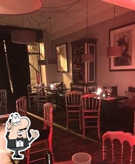 Découvrez l'intérieur de Restaurant Tante Charlotte Bordeaux.