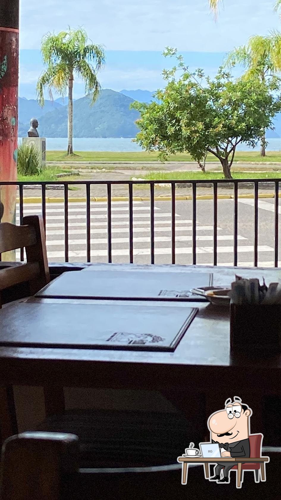 O interior do Gauchão Grill Ubatuba.