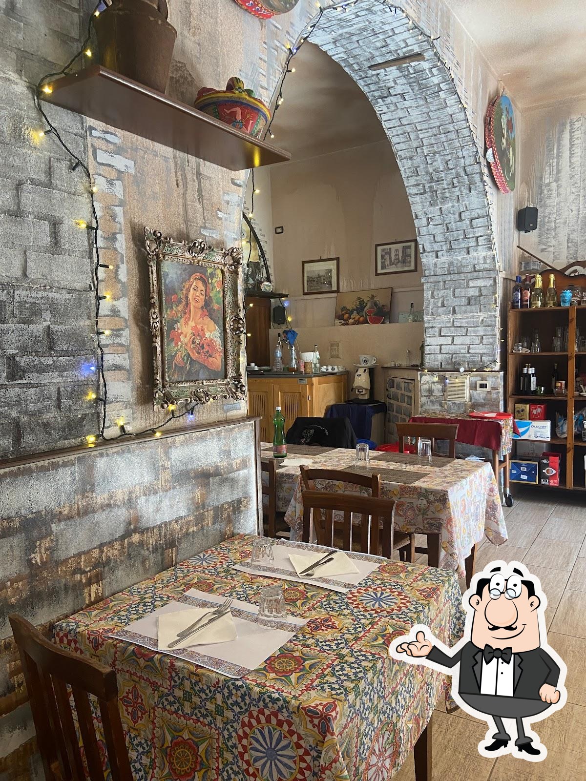 Siediti a un tavolo di La Quartara.