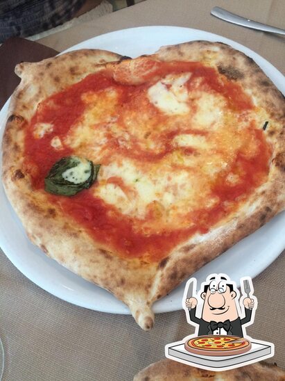 Scegli tra le svariate varianti di pizza.