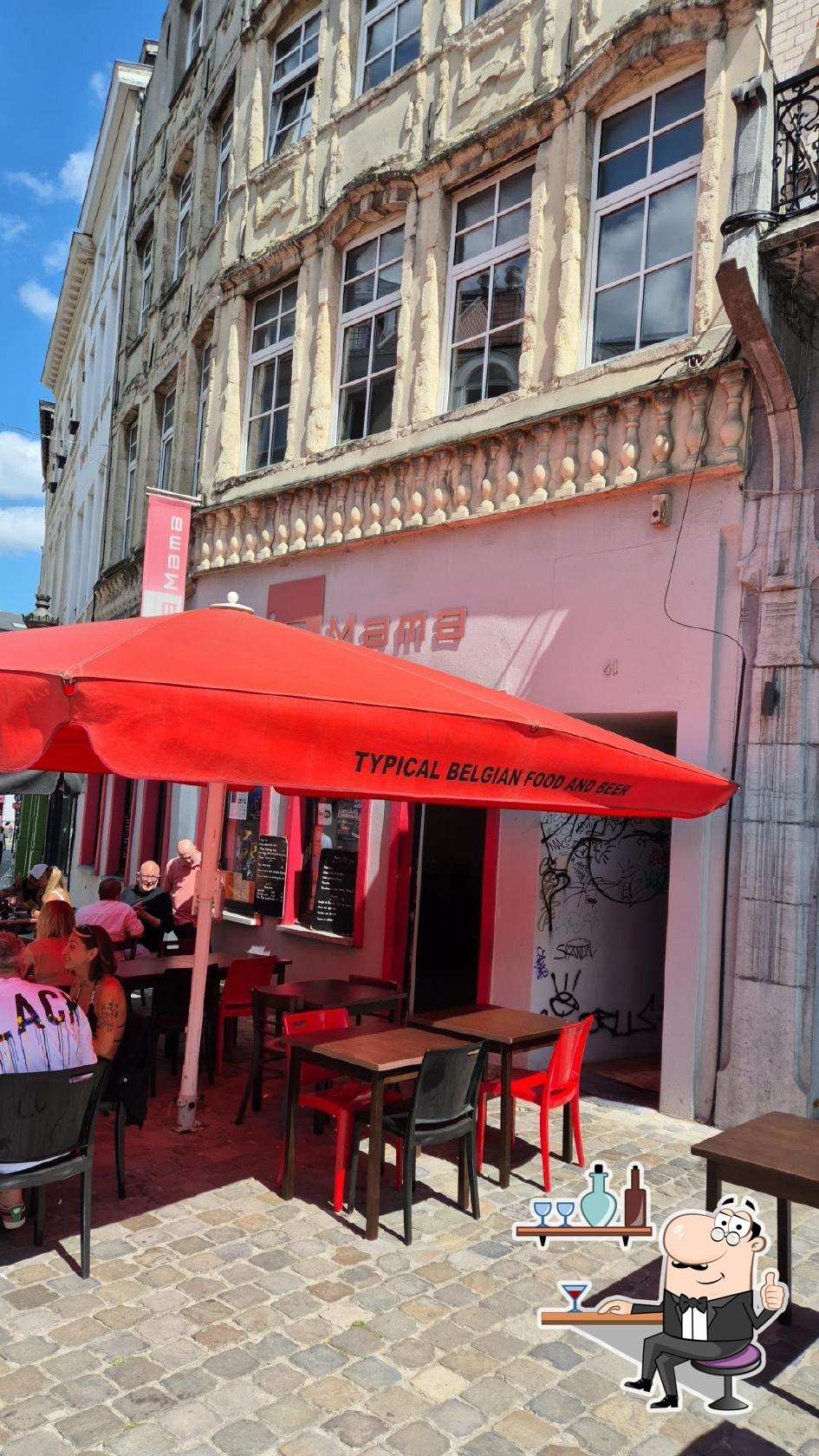 L'intérieur de Big Mama Grand-Place réservations au 025133659.