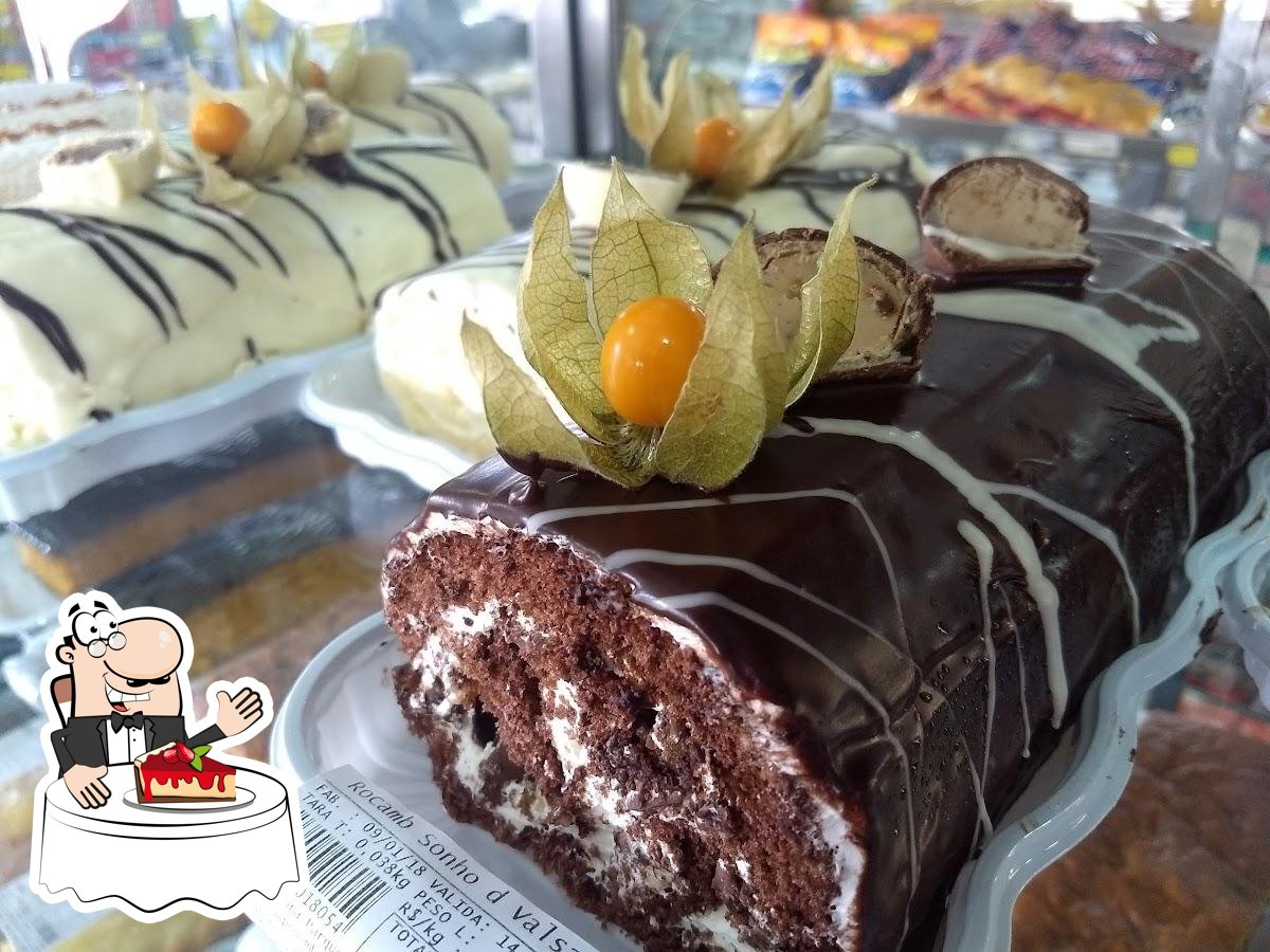 A sobremesa é uma parte importante da experiência gastronômica.