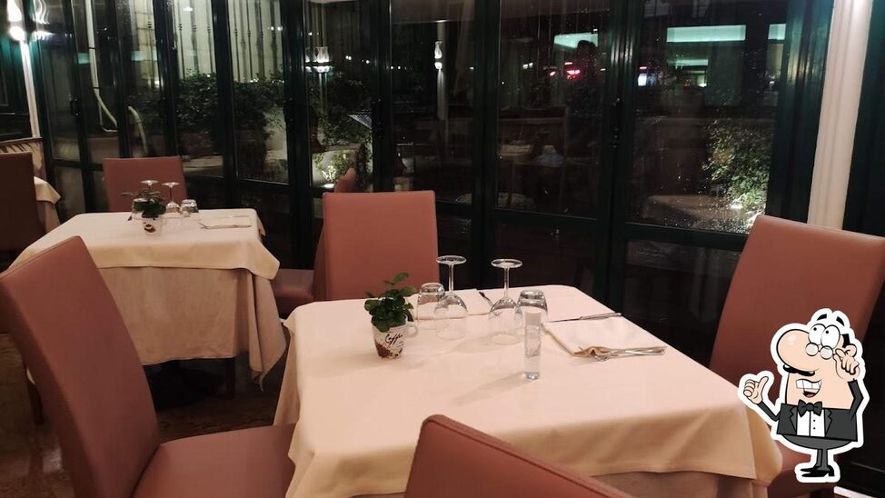 Dai un'occhiata agli interni di Ristorante Pizzeria Il Bassanello.