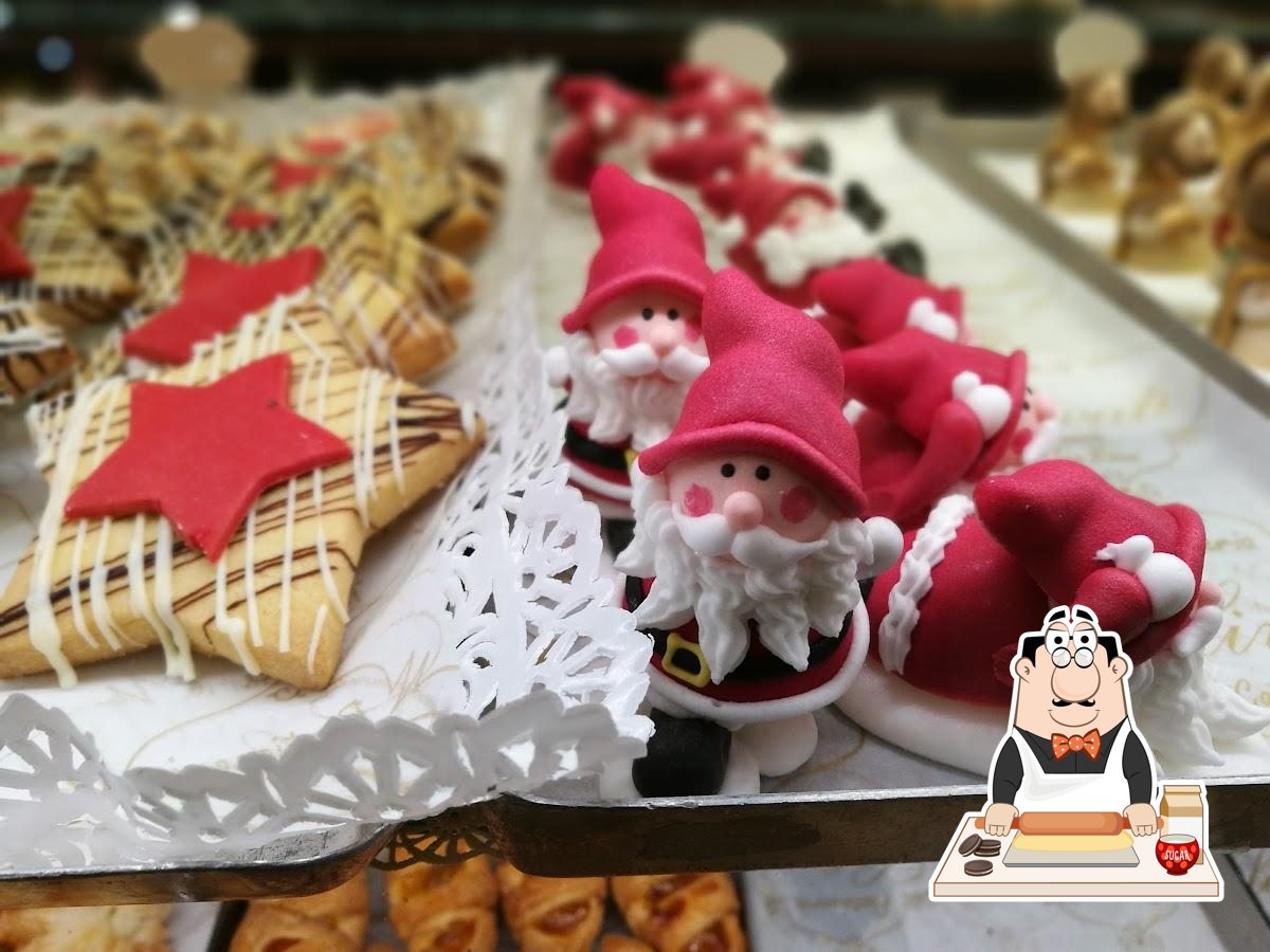 Ordina anche i dolci.