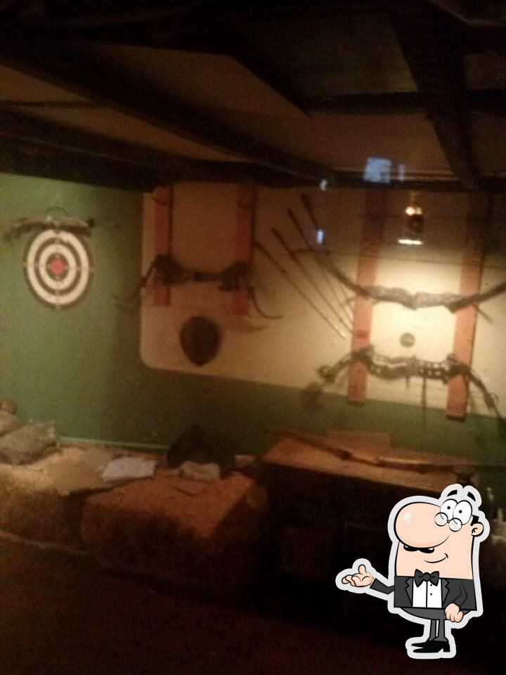 Veja imagens do interior do Willi Willie Bar e Arquería.
