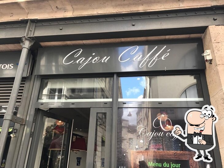 L'intérieur de Cajou Caffé.